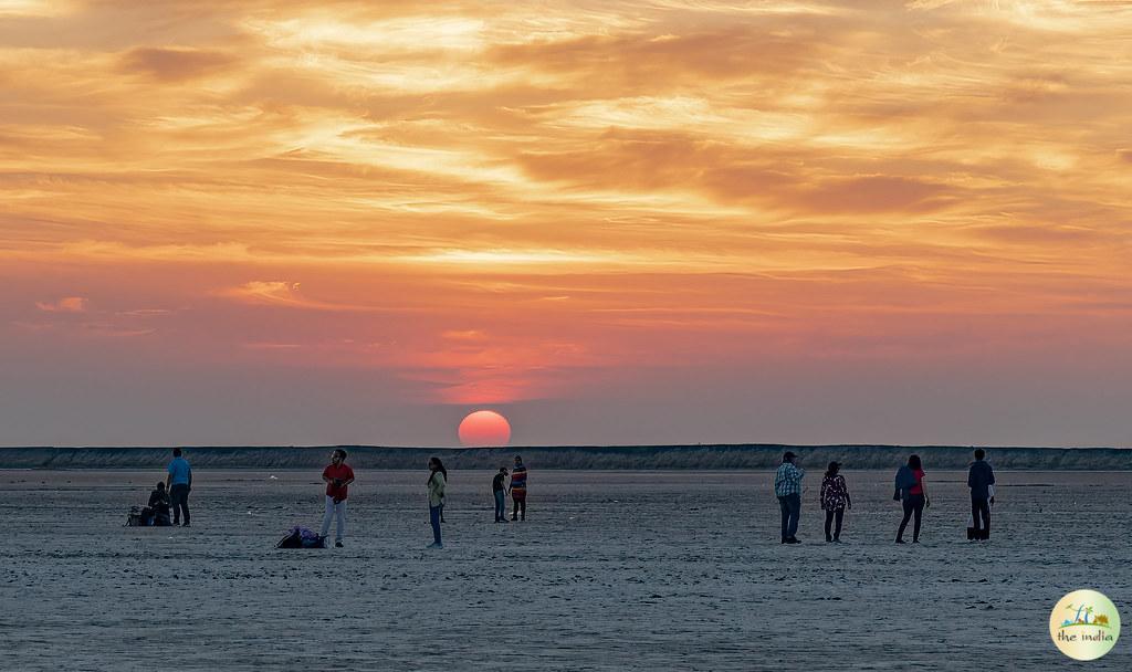 Book 1 Night - 2 Days Kutch Rann Utsav Tour Package at Best Price Book 1 Night - 2 Days Kutch Rann Utsav Tour Package at Best Price