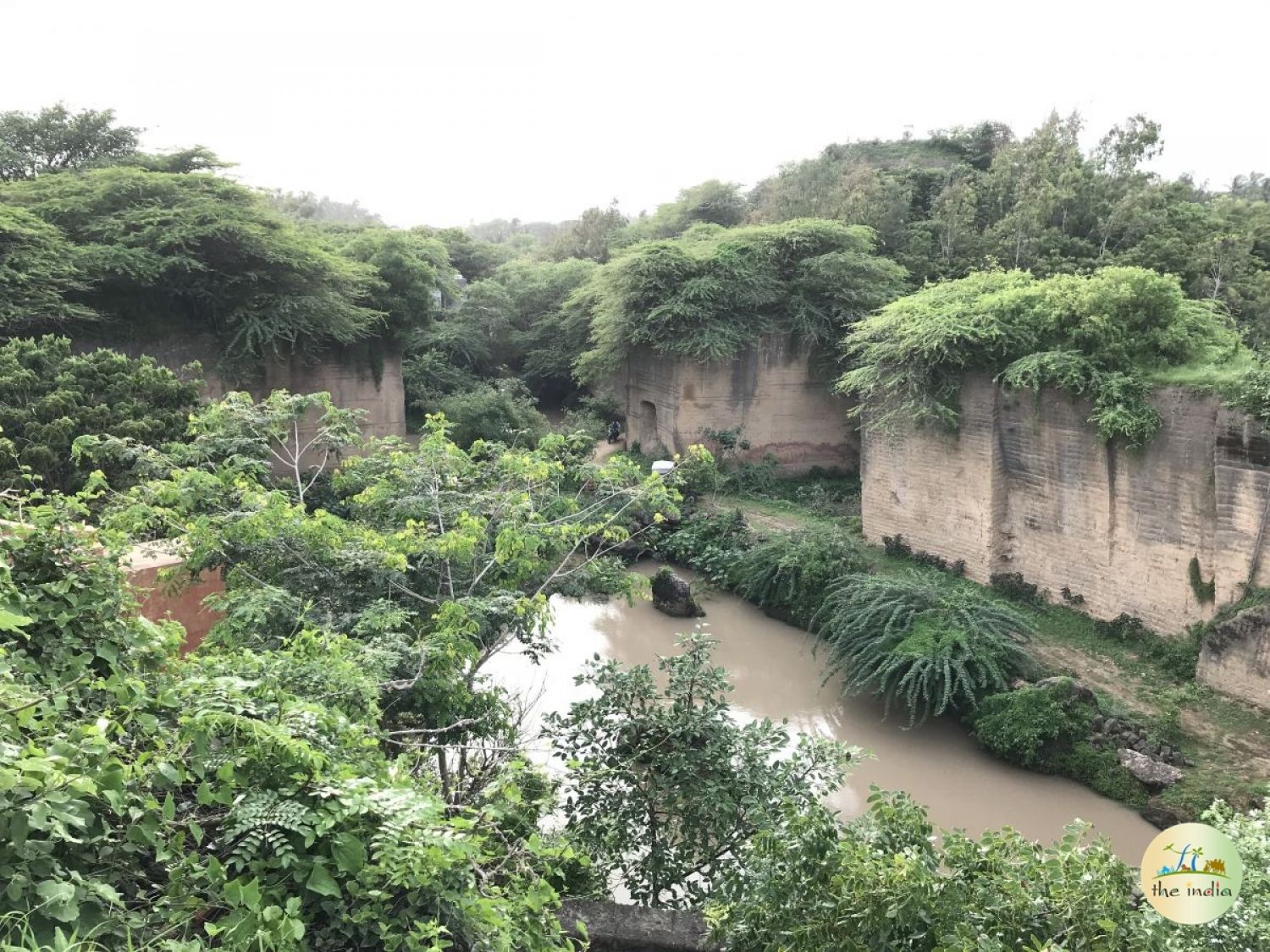 Osho Anand Ashram Madhavpur