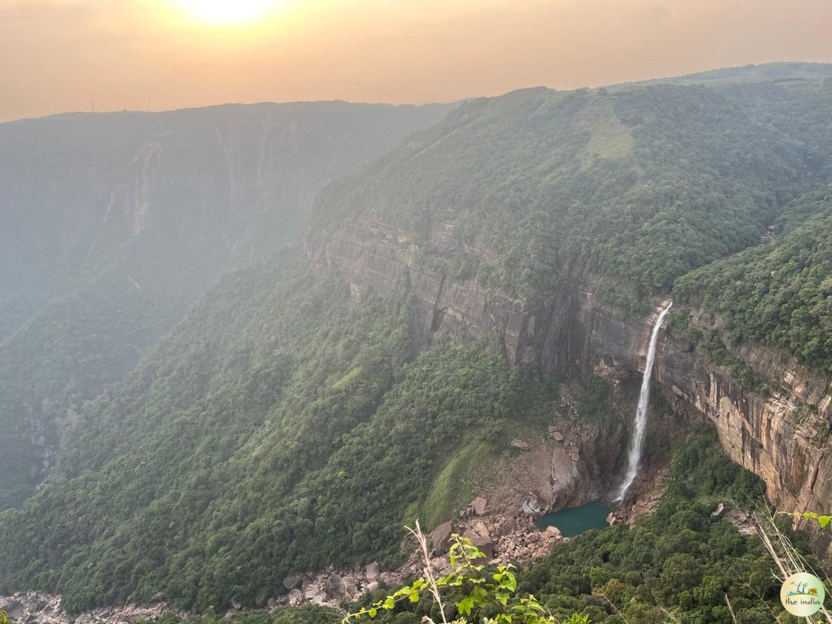 Nohkalikai Fall Cherrapunji (Sohra)