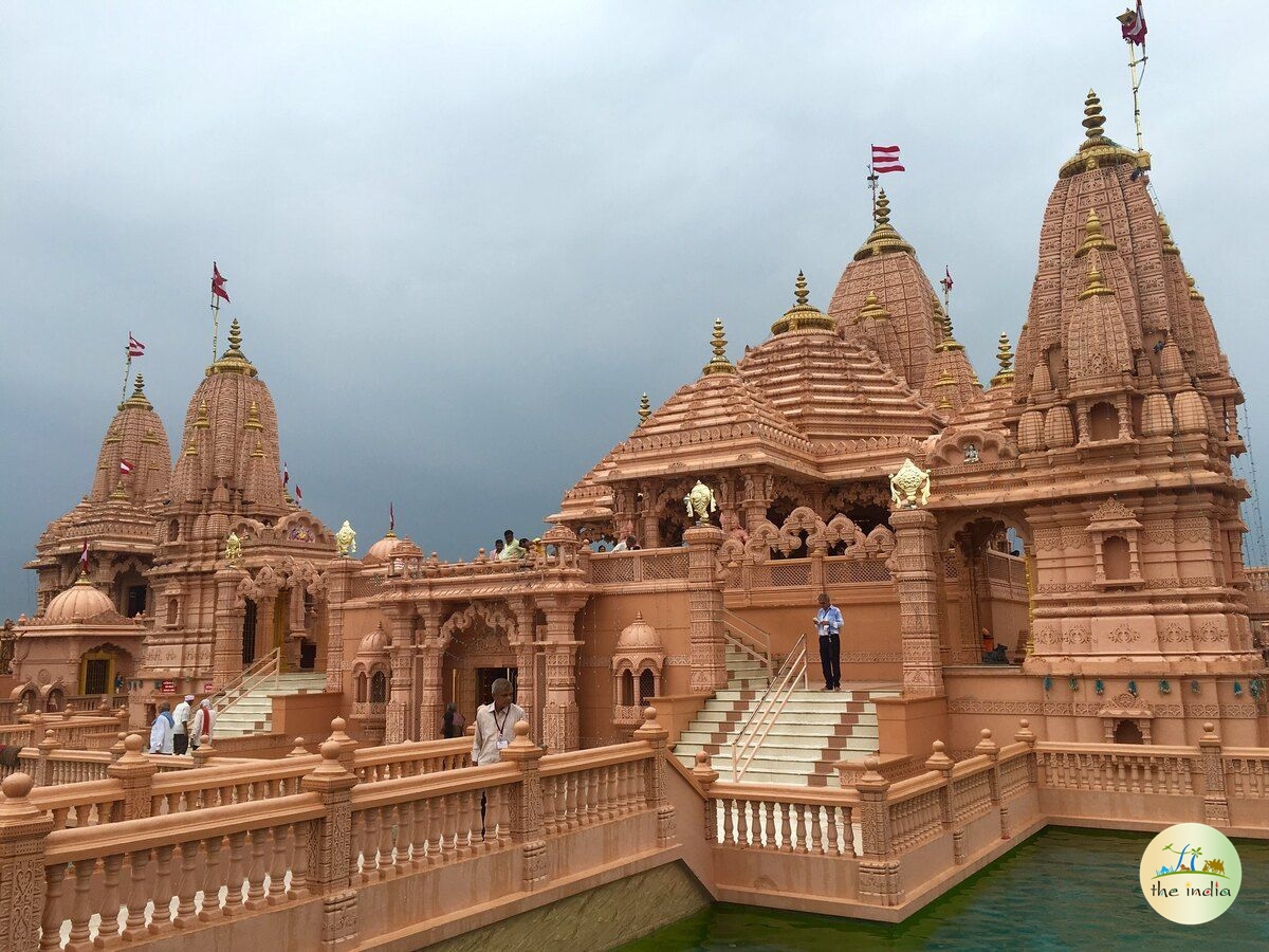 Nilkanth Dham Poicha Swaminarayan Temple Vadodara Nilkanth Dham Poicha Swaminarayan Temple Vadodara