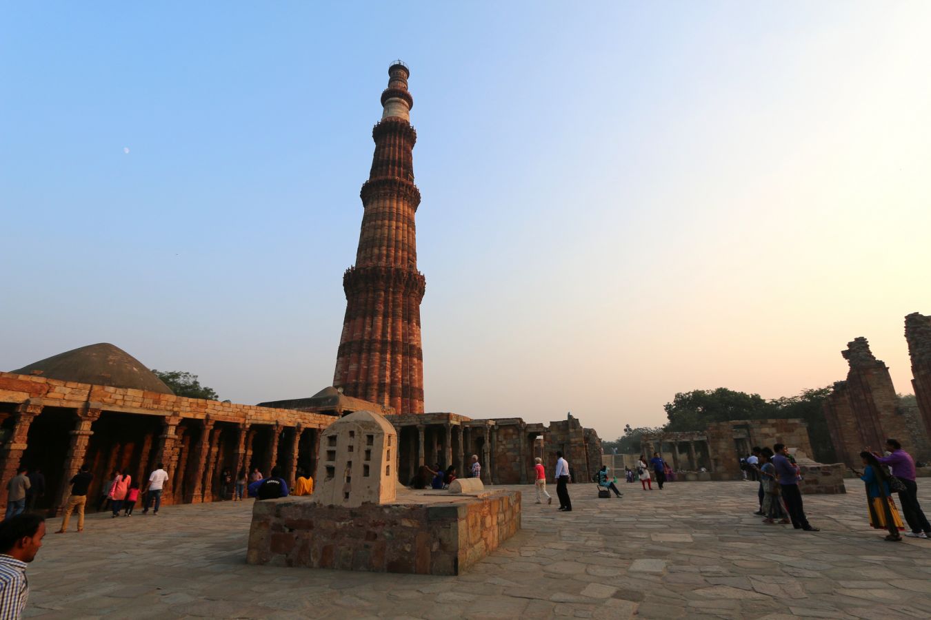 Qutub Minar New Delhi Qutub Minar New Delhi